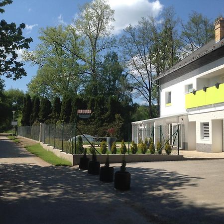 Penzion Zelena Zahrada Kladenske Rovne Kültér fotó